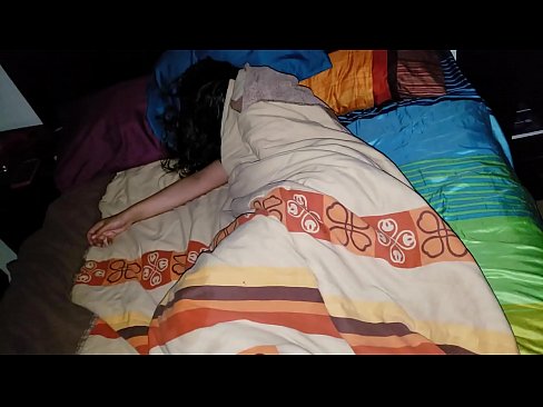 ❤️ Ögey oğul gənc ögey anası yatarkən onu təhqir edir. ❤️ Porno pornoda az.mkdou33miass.ru ☑